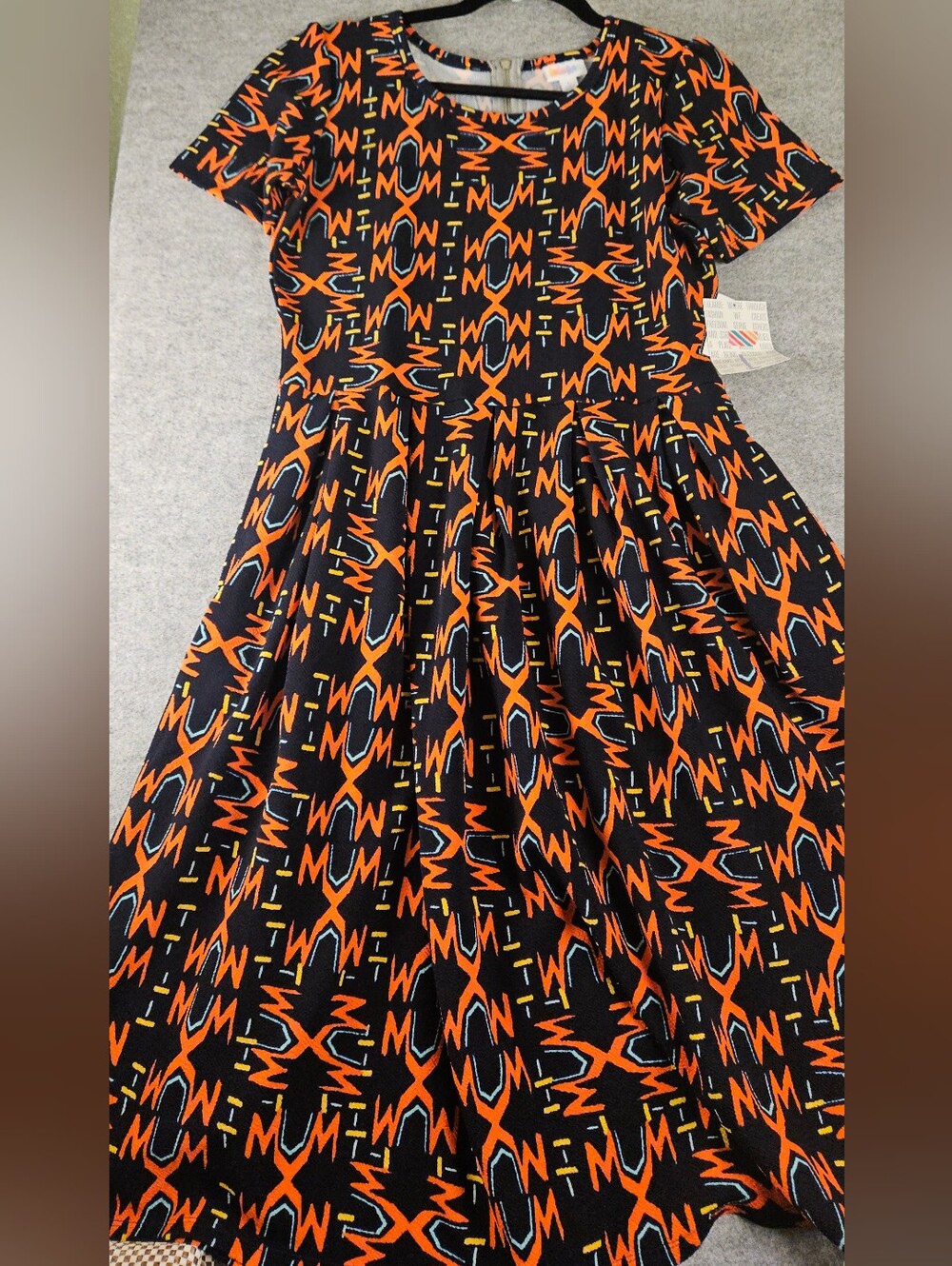 NWT LuLaRoe Amelia L Large Black Orange Aztec Geometric Retro 80s Dress Pockets